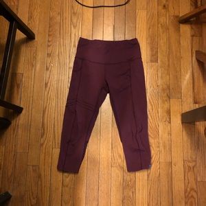 Oiselle Triple Threat Capris Leggings